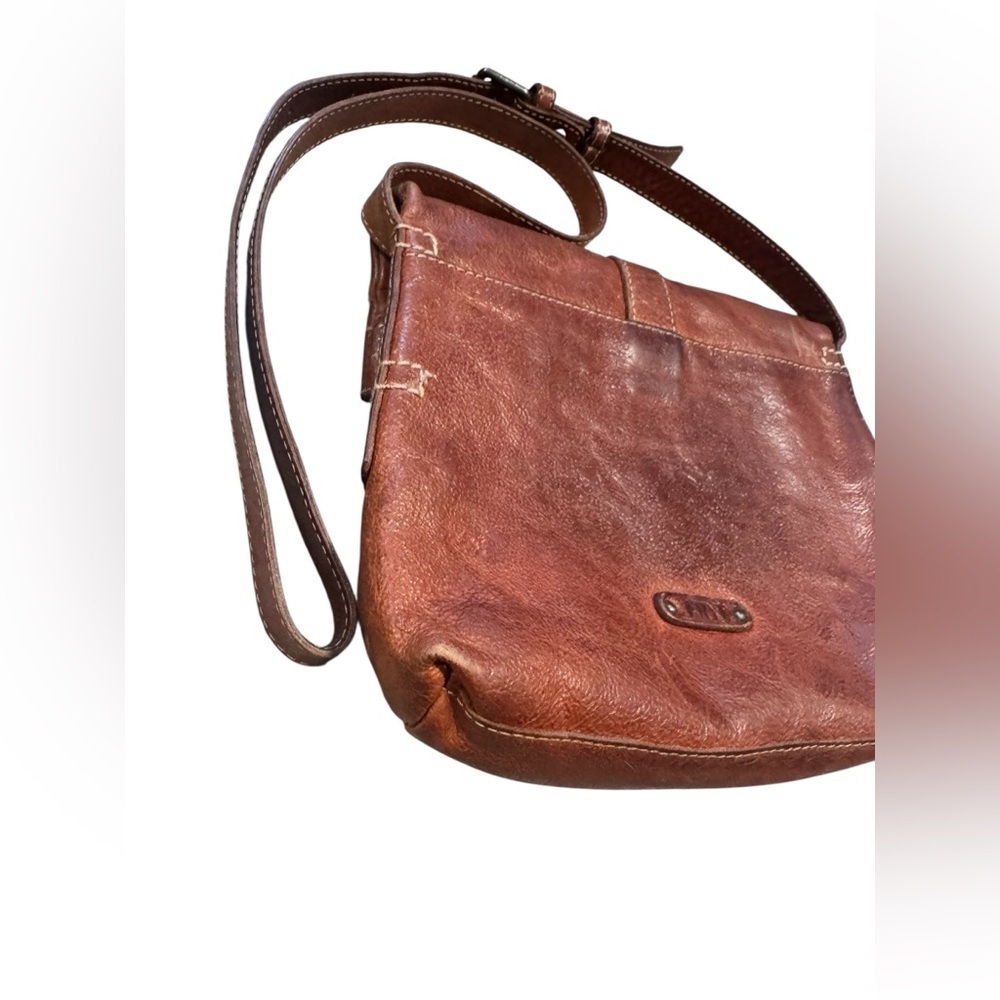 FRYE Artisan Red Leather Fold Over Crossbody Bag Purse - Picture 13 of 16